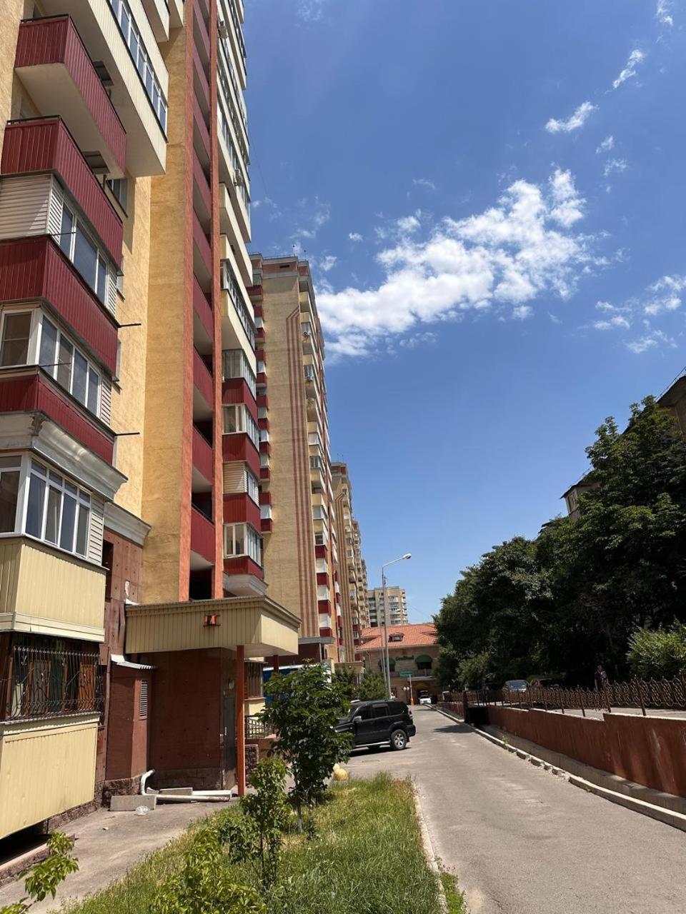 Солнечная Лагуна Almaty Ngoại thất bức ảnh